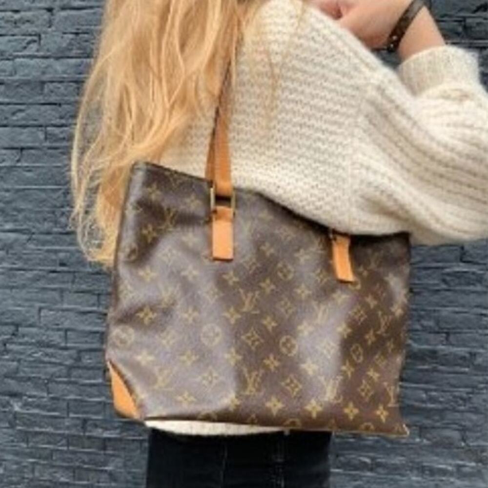 ⭐🔥AUTHENTIC🔥⭐Louis Vuitton Cabas Mezzo Shoulder bag